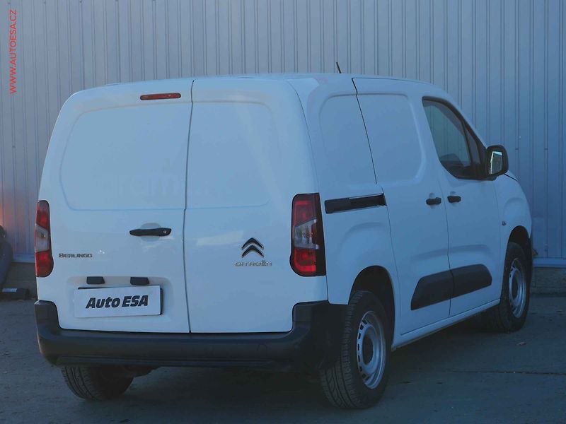 Citroën Berlingo (2022) 1.5HDi, ČR, AC, tempo, park - fotka 4 z 17