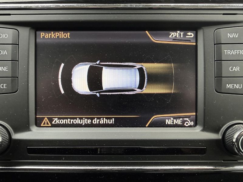 Seat Leon 1,4 TSI 90kW ST Navi AKCE ! - fotka 24 z 28
