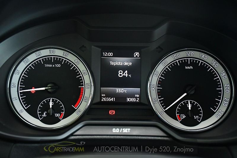 Škoda Octavia 1,6TDI STYLE ČR  - fotka 31 z 53
