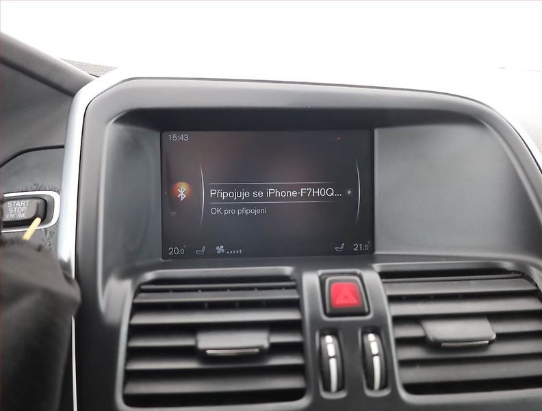 Volvo XC60 (2015) D3, Serv.kniha, Kůže, Navi - fotka 12 z 18