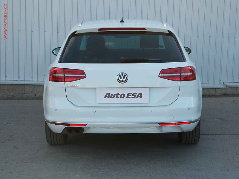 Volkswagen Passat (2018) 2.0TDi 4x4, 1.maj,ČR, DSG - fotka 5 z 23