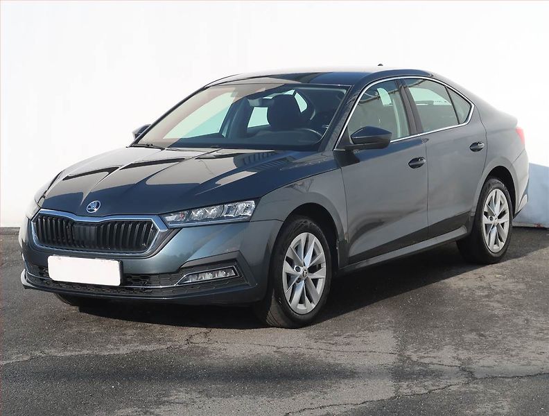 Škoda Octavia (2021) Style 2.0 TDI, Serv.kniha - fotka 2 z 21