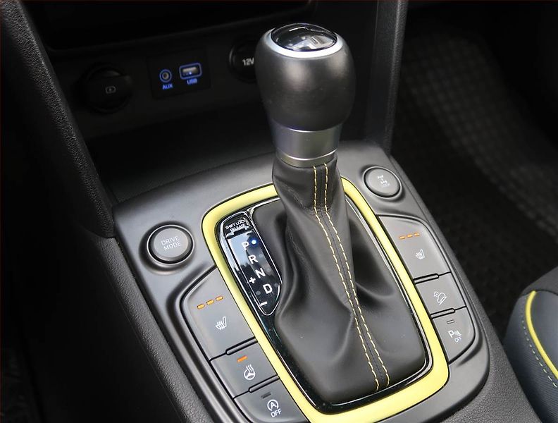 Hyundai Kona (2019) 1.6 T-GDI - fotka 13 z 23