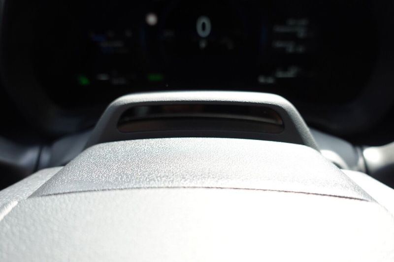 Lexus LBX 1.5 HEV Emotion Advanced FWD - fotka 27 z 34