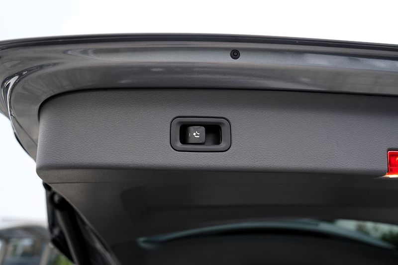 Mercedes-Benz GLS 350d 4Matic /21/360/7míst/ČR - fotka 13 z 50