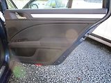 Škoda Superb Combi 2.0TDi Ambi, aut. Klima - náhled 24
