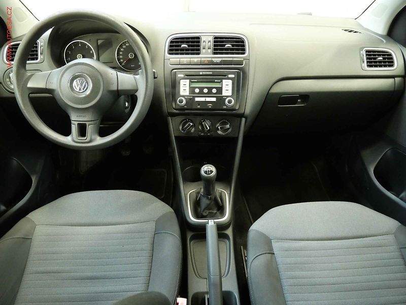 Volkswagen Polo (2011) 1.2 12V, AC - fotka 8 z 16