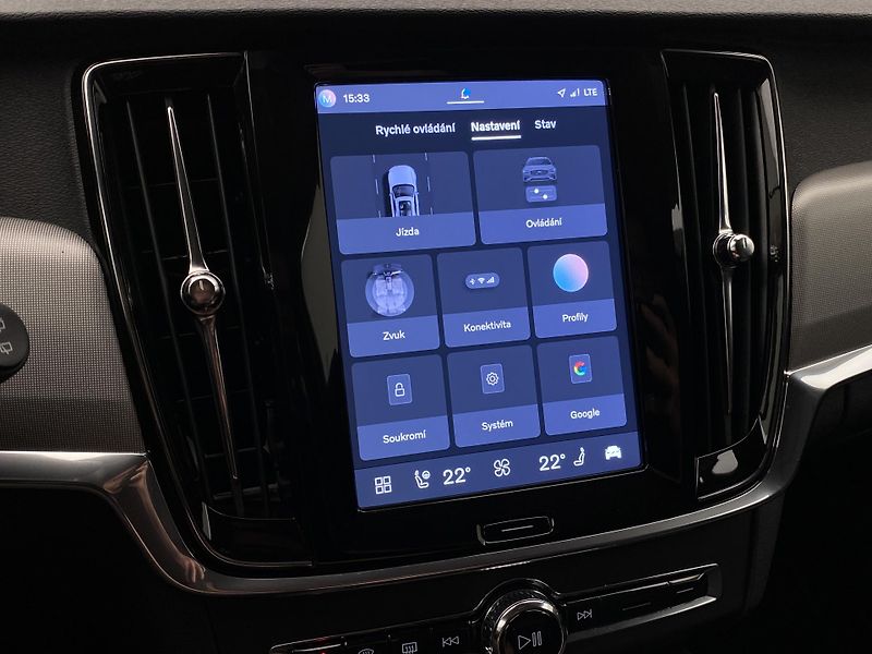 Volvo V90 T6 AWD PLUG-IN DARK PLUS AUT - fotka 45 z 59