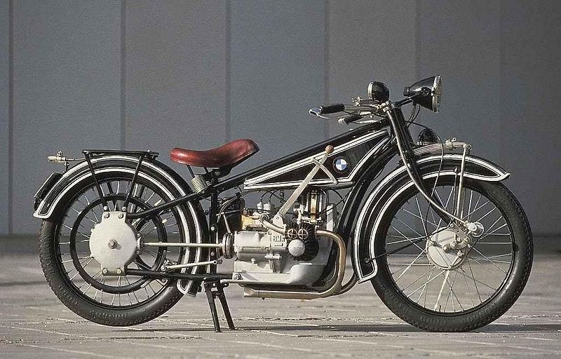 BMW řady 7.