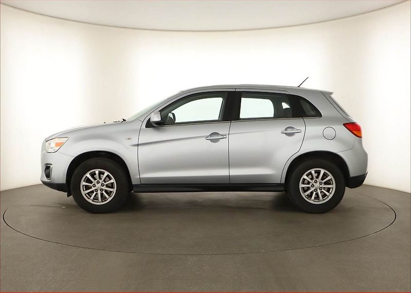Mitsubishi ASX (2016) 1.6 MIVEC, Tempomat - fotka 3 z 14