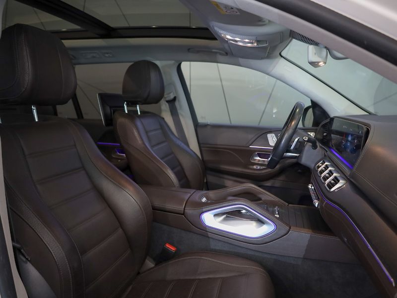 Mercedes-Benz GLS 400d 4MATIC AMG TV - fotka 30 z 37
