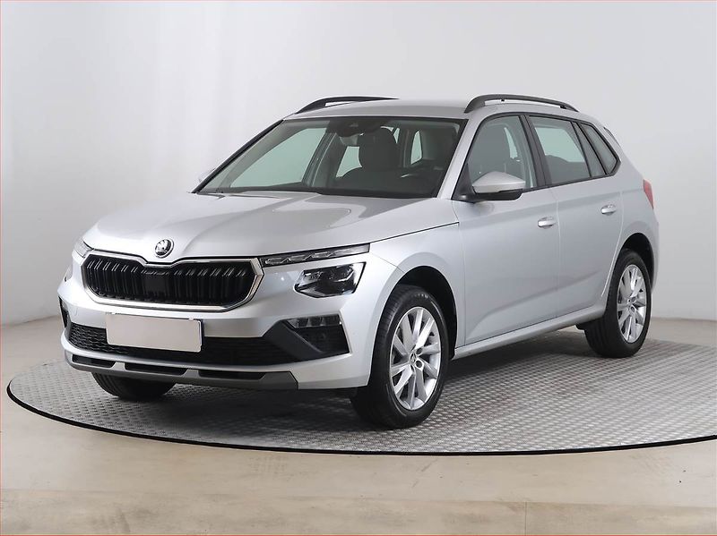Škoda Kamiq (2024) 1.0 TSI - fotka 2 z 18
