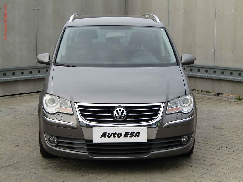 Volkswagen Touran (2007) 1.4 TSi, TZ, p.čidla - fotka 2 z 15