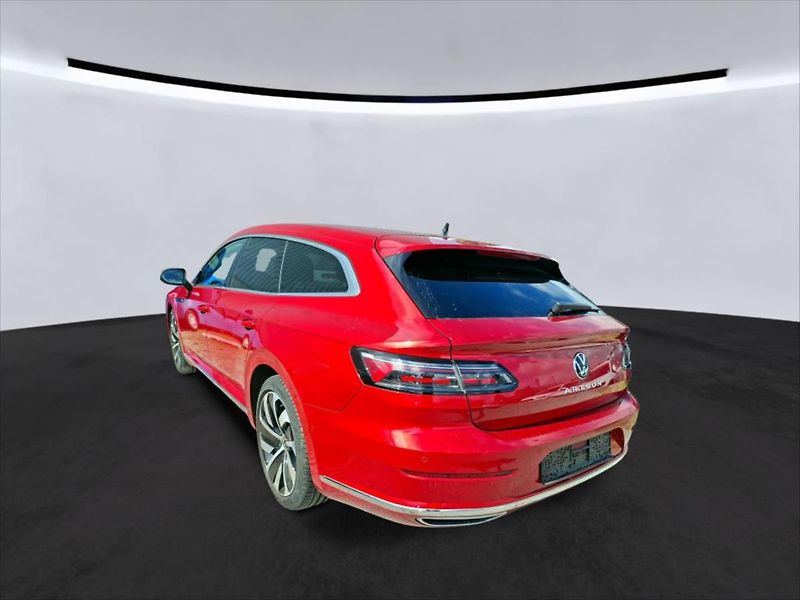 Volkswagen Arteon Shooting Brake 2,0 TDI TAŽNÉ PANO EL.SEDADLA - fotka 3 z 12