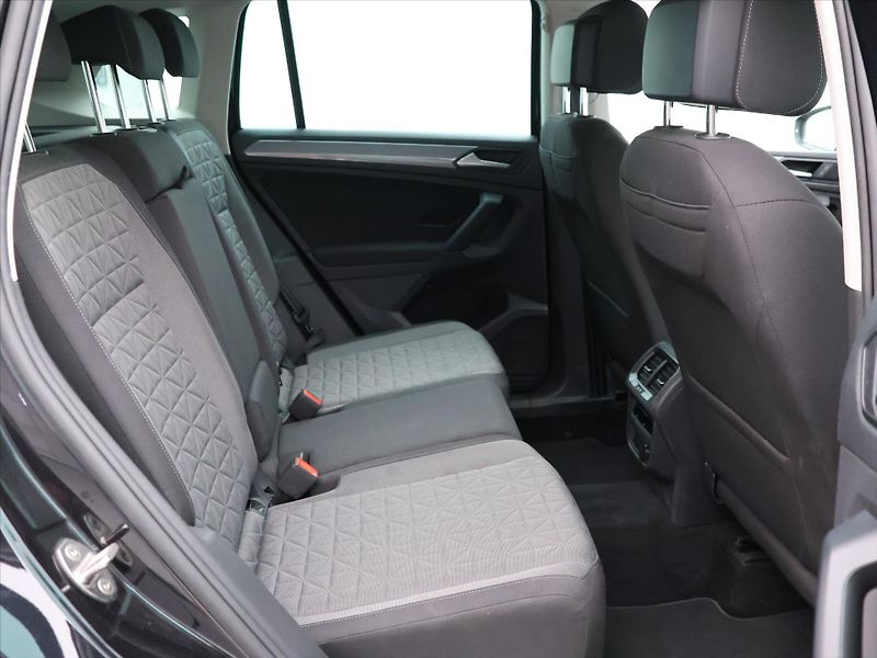 Volkswagen Tiguan 1,5 TSI ACT 110kW DSG Life DPH - fotka 12 z 34