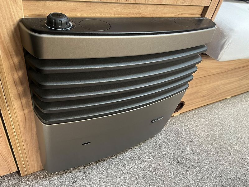 Eriba Nova Light 515 Mover Palandy - fotka 8 z 17