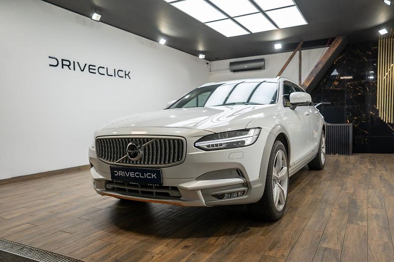 Volvo V90 Cross Country 2.0 140 kW - fotografie inzerátu