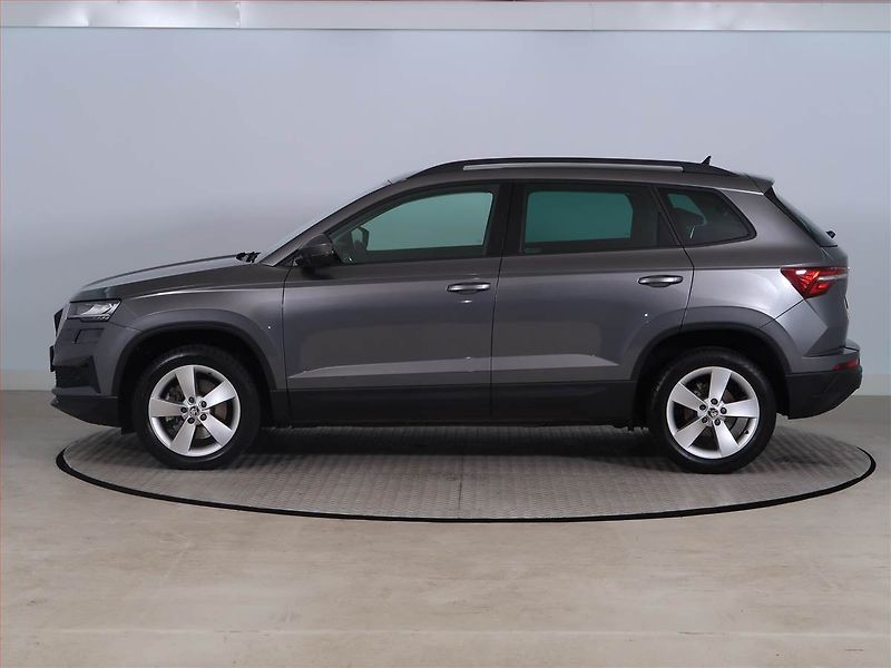 Škoda Karoq (2024) Ambition Plus 2.0 TDI - fotka 3 z 27