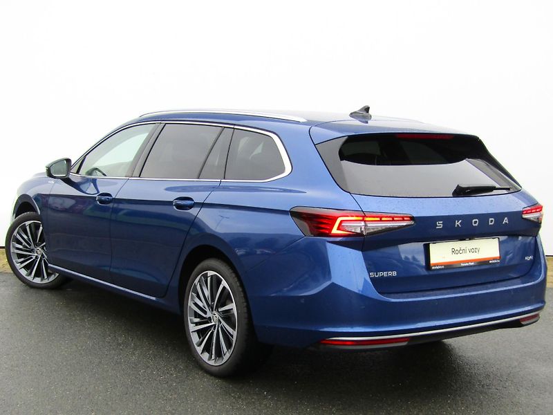 Škoda Superb IV Combi 4x4 L&K 2.0 TDI /142k - fotka 13 z 30