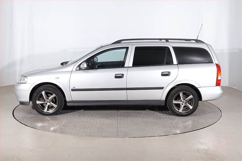 Opel Astra (2009) 1.4 16V, Serv.kniha, nová STK - fotka 3 z 17