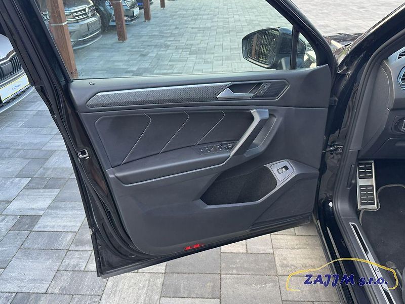 Volkswagen Tiguan Allspace R-line 2.0TDI 147kw 4x4 DSG - fotka 33 z 51