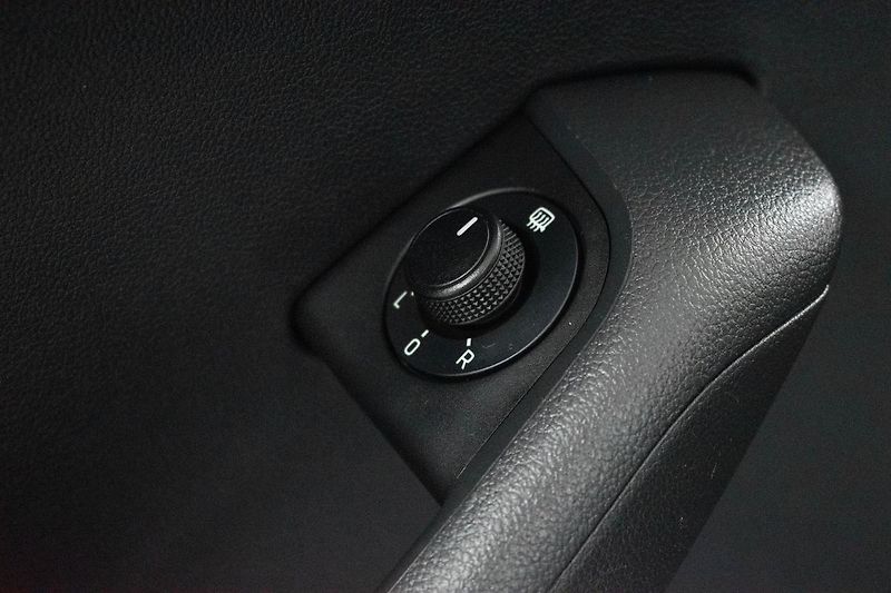 Škoda Octavia 1.6 TDI*85kW*STYLE*DPH* - fotka 20 z 36