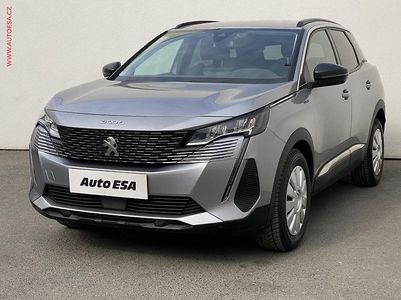 Peugeot 3008 (2021) 1.5 HDi, Style, AT, LED, navi - fotka 3 z 18