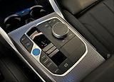BMW i4 eDrive40 GC Tažné Ambient Kam. - náhled 8