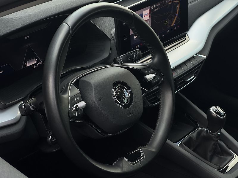 Škoda Octavia (2021) IV 1.5TSi MAN, Style Kessy DPH - fotka 14 z 44
