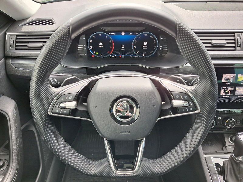 Škoda Superb (2023) Combi Style Extra DSG 4x4 2,0T - fotka 16 z 35