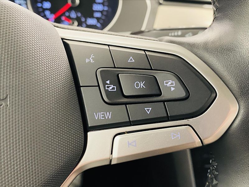 Volkswagen Passat 2,0 TDI 110kW Elegance - fotka 14 z 22