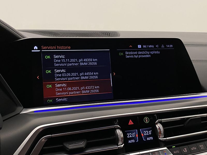 BMW X5 M50D xDrive CZ AUT REZERVACE - fotka 61 z 123