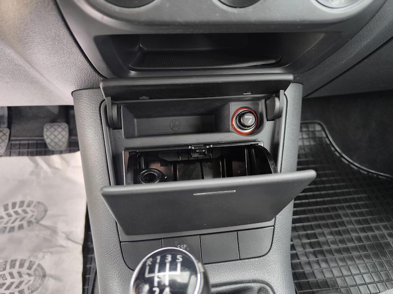 Volkswagen Golf Plus (2005) 1.4 1.MAJITEL,SERVISNI KÍŽKA - fotka 20 z 32