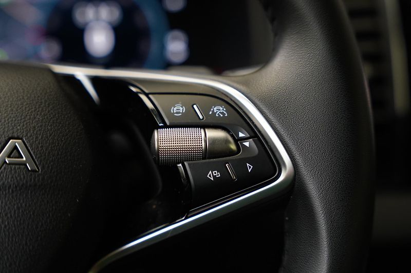 Škoda Karoq - fotka 16 z 29