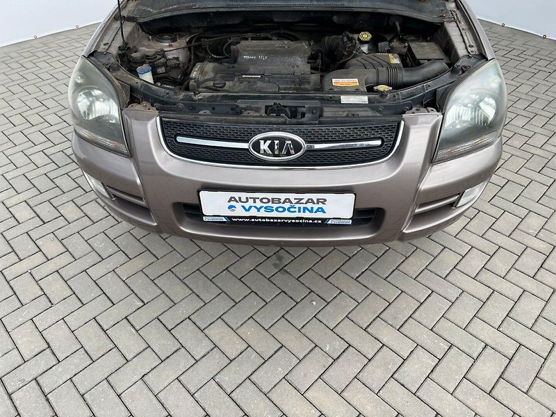 Kia Sportage (2008) 2.0i 104kW! 4x4! Tažné! - fotka 10 z 22