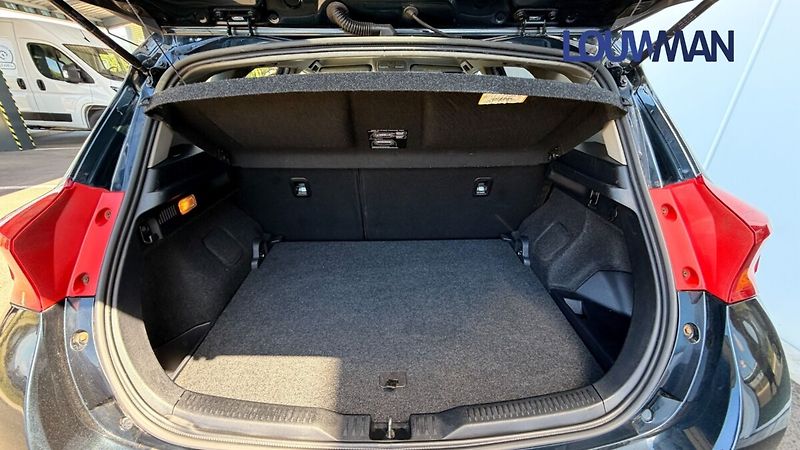 Toyota Auris AT STYLE - fotka 15 z 19