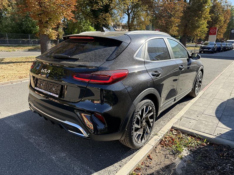 Kia XCeed 1.6 T-GDi Exclusive 7DCT - fotka 10 z 10