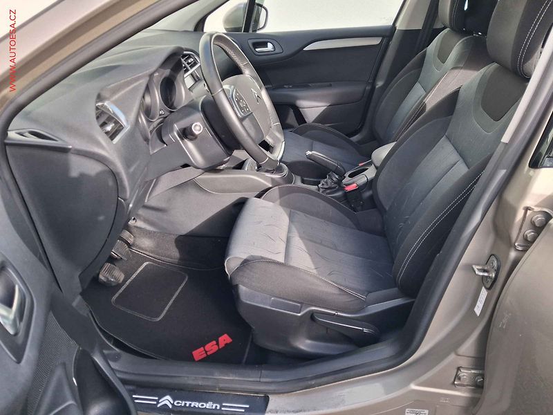 Citroën C4 (2012) 1.4VTi, ČR, AC, temp - fotka 9 z 16