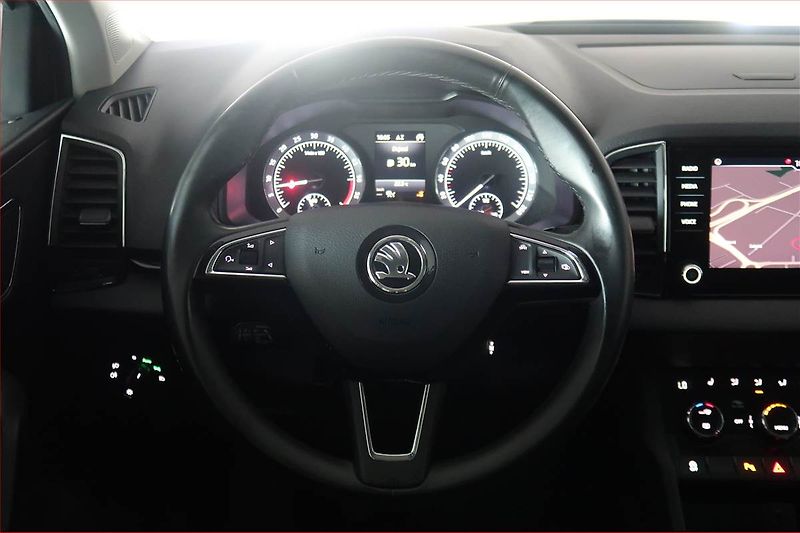 Škoda Karoq (2019) Style 1.6 TDI, Navi, Tempomat - fotka 16 z 19