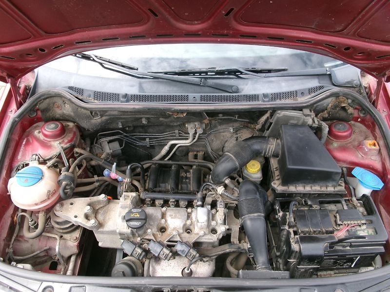 Škoda Fabia (2007) 1,2HTP KLIMA TAŽNÉ ČR - fotka 24 z 24