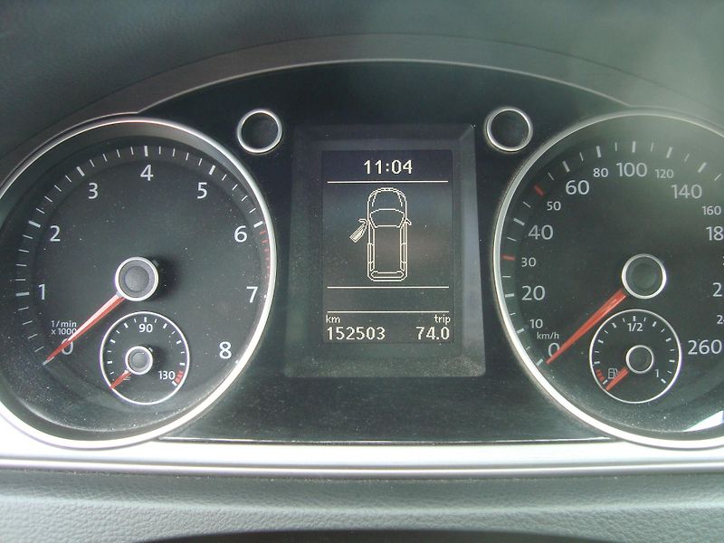 Volkswagen Passat (2013) 2,0 TSi - fotka 8 z 18