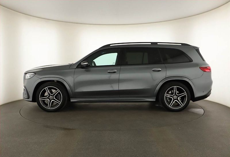 Mercedes-Benz GLS (2026) 450 d 4MATIC, AMG - fotka 3 z 22