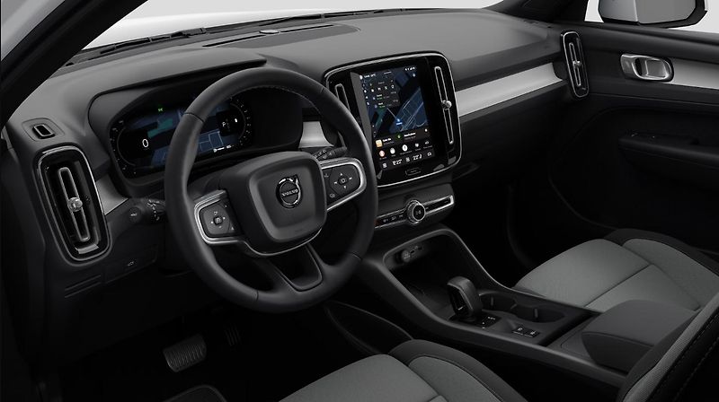Volvo XC40 (2026) B3 CORE AUT - fotka 7 z 19