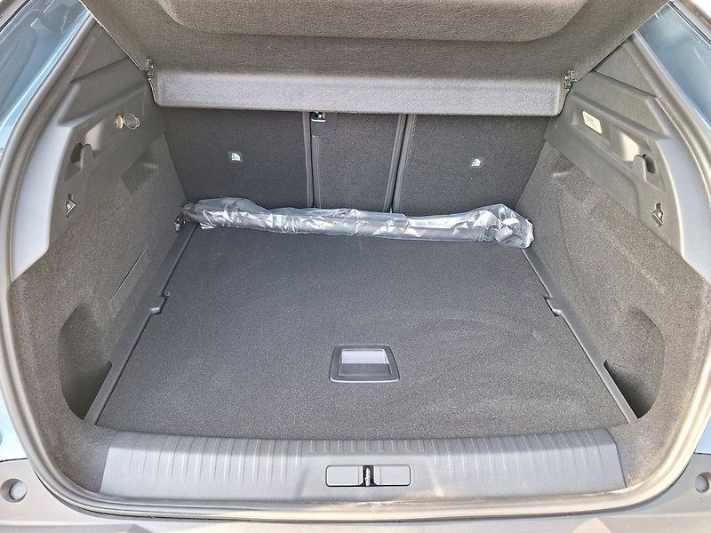 Peugeot 3008 (2026) ALLURE Hybrid 145 e-DCS6 - fotka 14 z 19