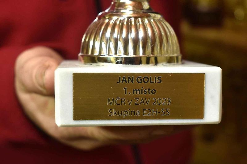 S formulí do vrchu? Při smyku už vím, že mě to bude stát balík, říká pilot ze Senetářova Jan Golis.