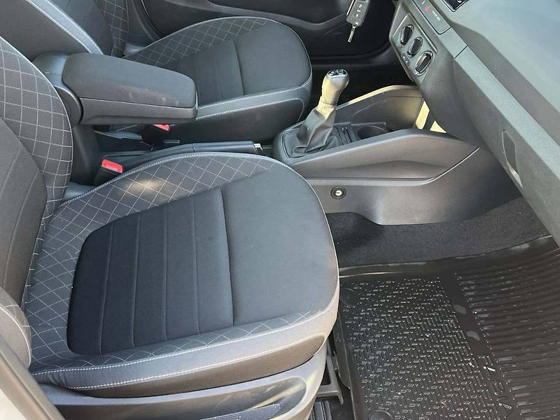 Škoda Fabia (2021) III FL COMBI AMBITION TSI 70/1 - fotka 11 z 20