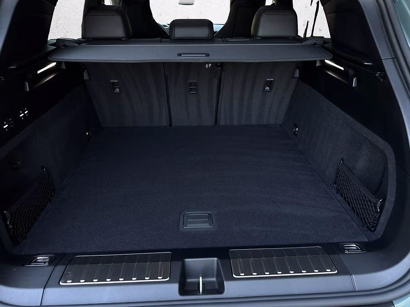 Porsche Cayenne Electric Burmester HD-Matrix H - fotka 17 z 18