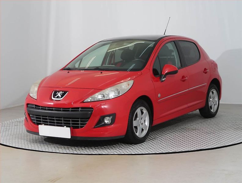 Peugeot 207 (2012) 1.4 VTi, po STK, jezdí výborně - fotka 2 z 14