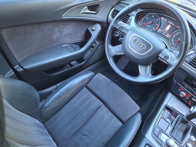 Audi A6 Allroad (2013) 3.0TDI 150kW -TAŽ.ZAŘÍZENÍ - fotka 12 z 45
