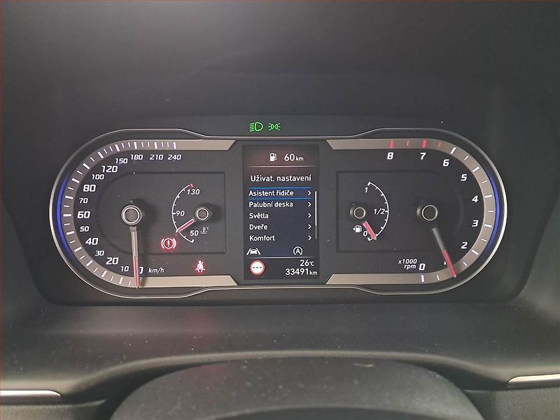 Hyundai Tucson (2021) 1.6 T-GDI - fotka 11 z 16